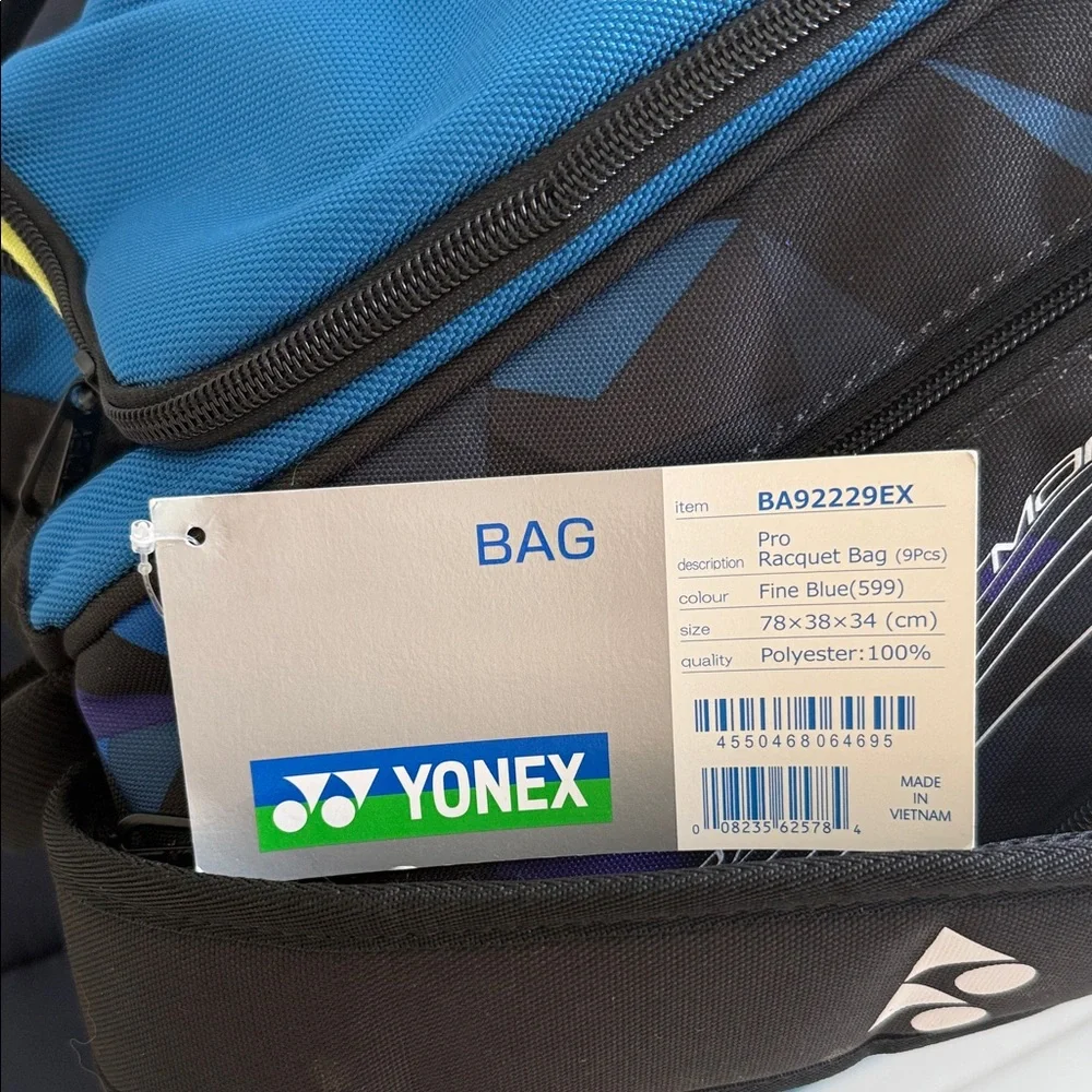 Yonex Blue and Black Unisex Racket Bag Large. Holds 9 rackets.
